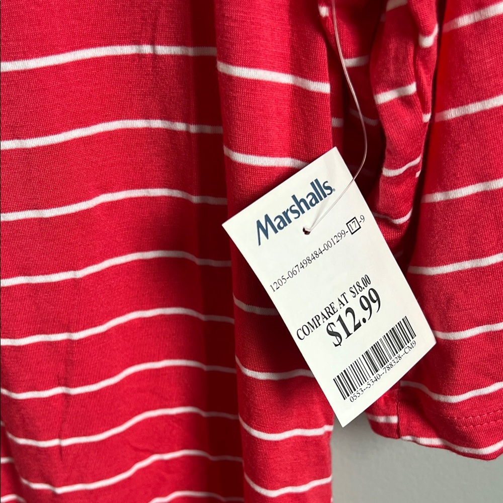 3/$25 Green Envelope Red and White Striped Top Nwt XL - Picture 3 of 5